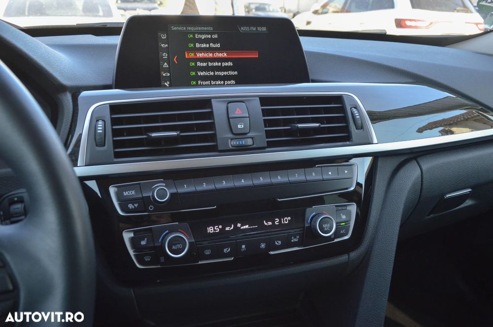 BMW Seria 3 320d xDrive Aut. Luxury Line - 26