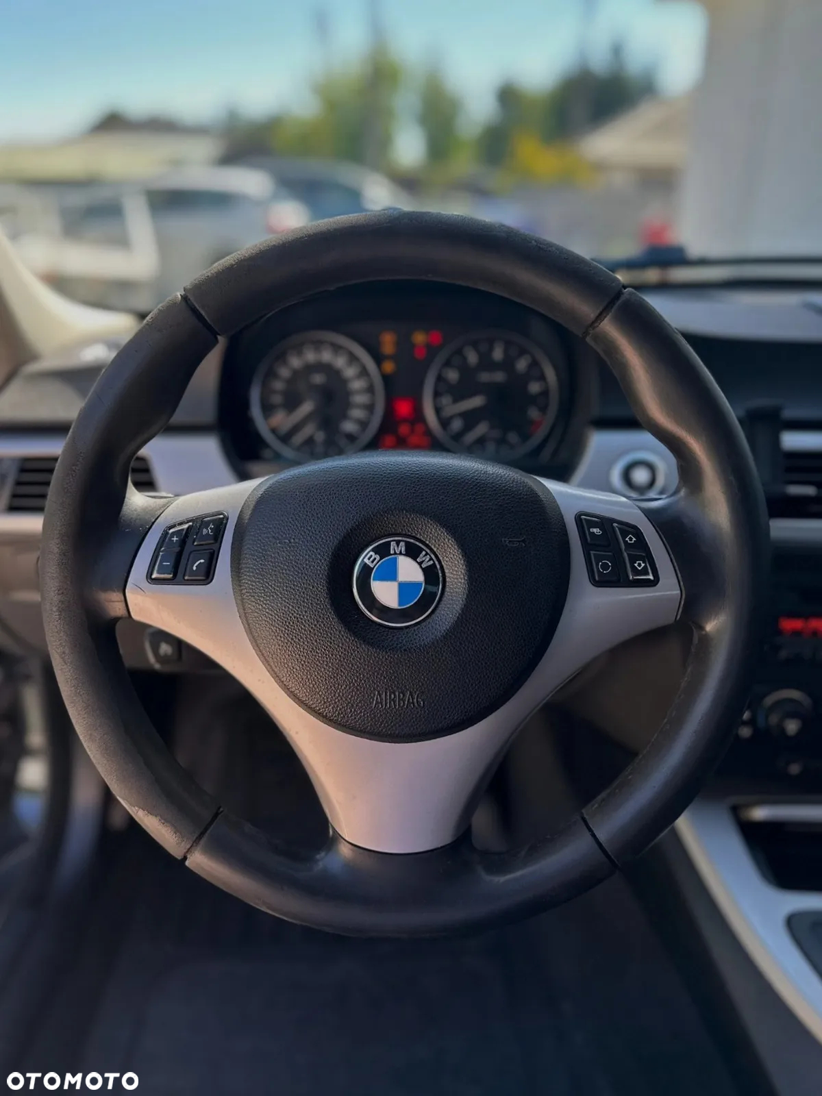 BMW Seria 3 325i - 7