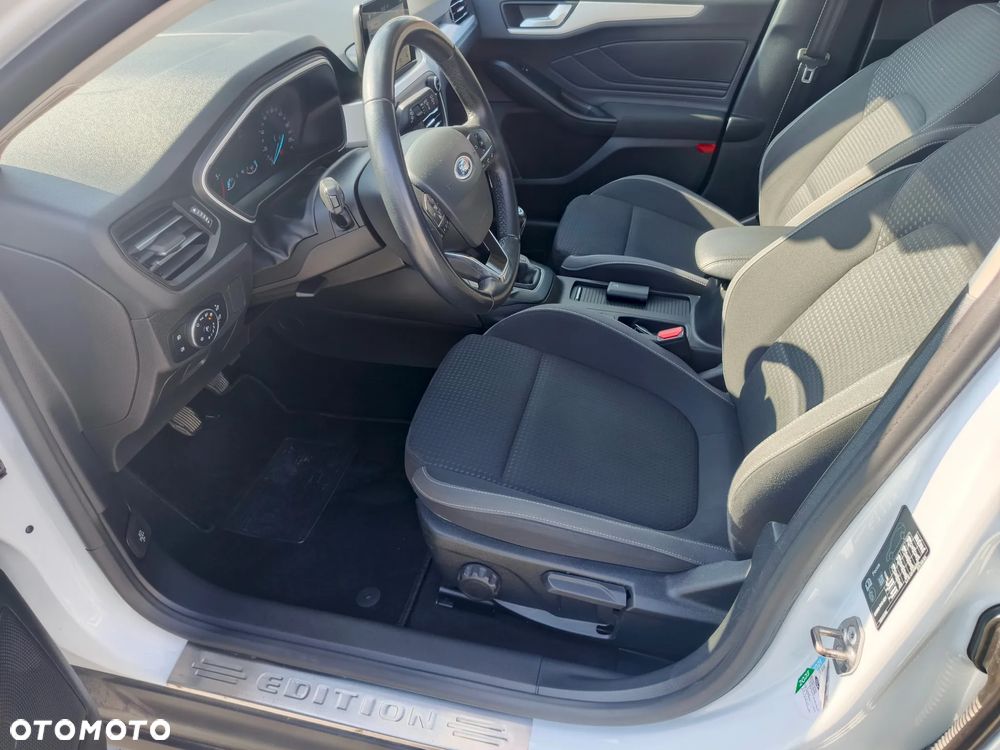 Ford Focus 1.5 EcoBlue Start-Stopp-System COOL&CONNECT DESIGN - 22