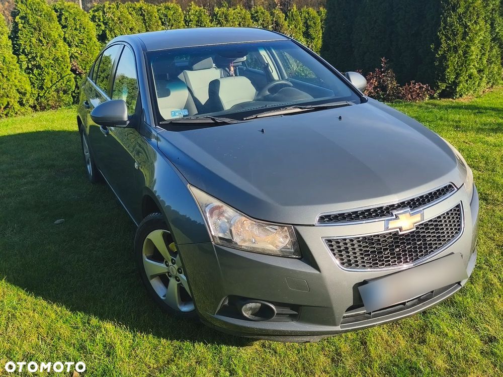Chevrolet Cruze 1.8 LT - 3