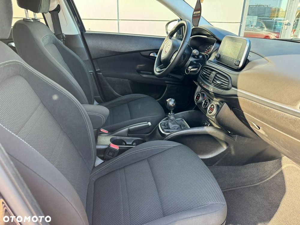 Fiat Tipo 1.4 T-Jet 16v Lounge - 22