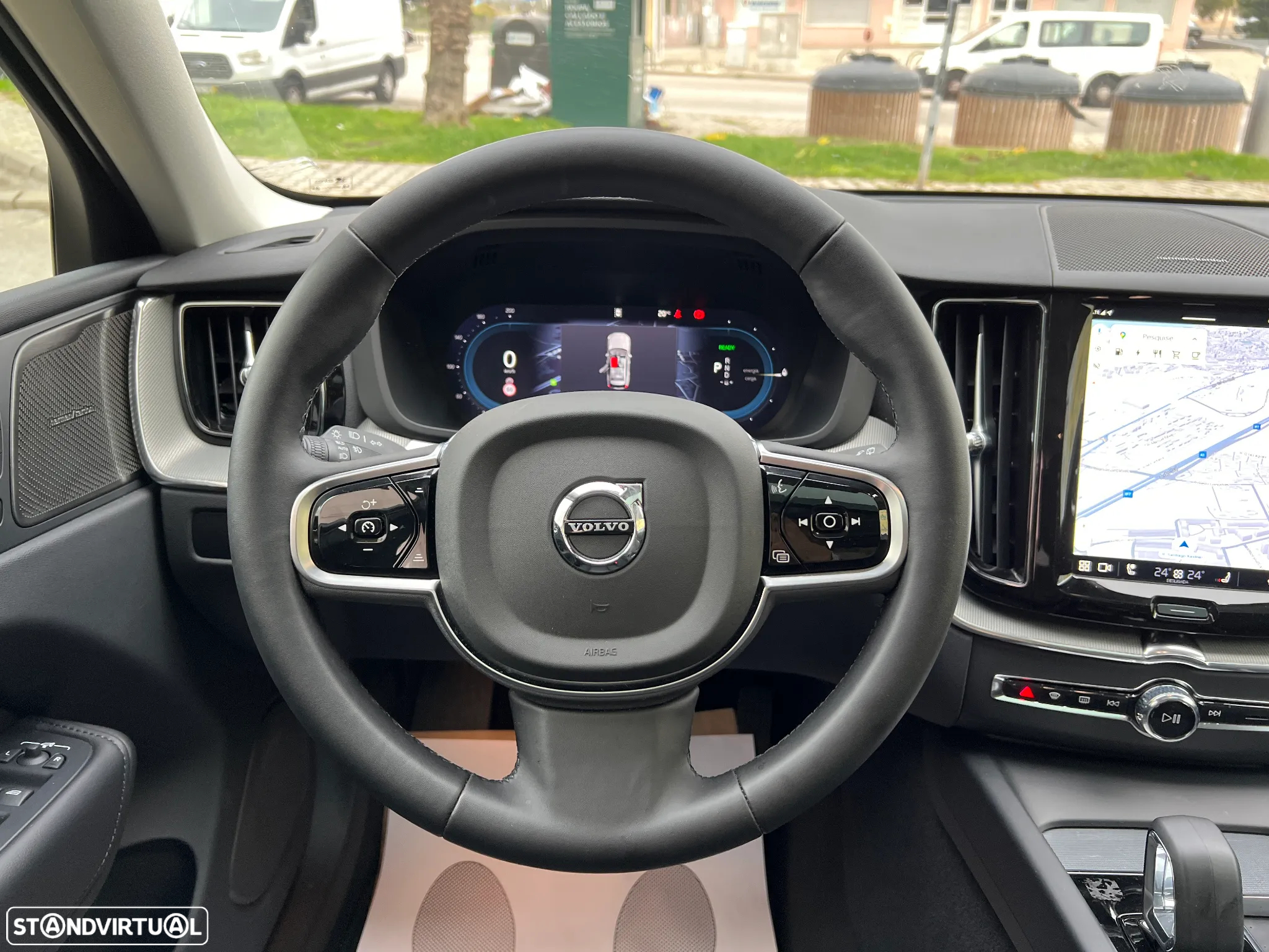 Volvo XC 60 2.0 T6 PHEV Plus Dark AWD - 10