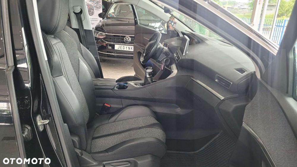 Peugeot 3008 - 17