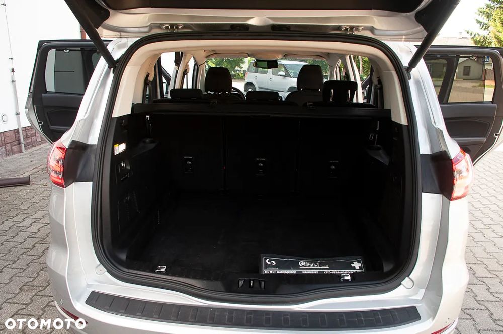Ford S-Max 2.0 EcoBlue Titanium - 12