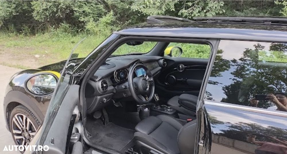 Mini Cooper SE Electric Trim - 4