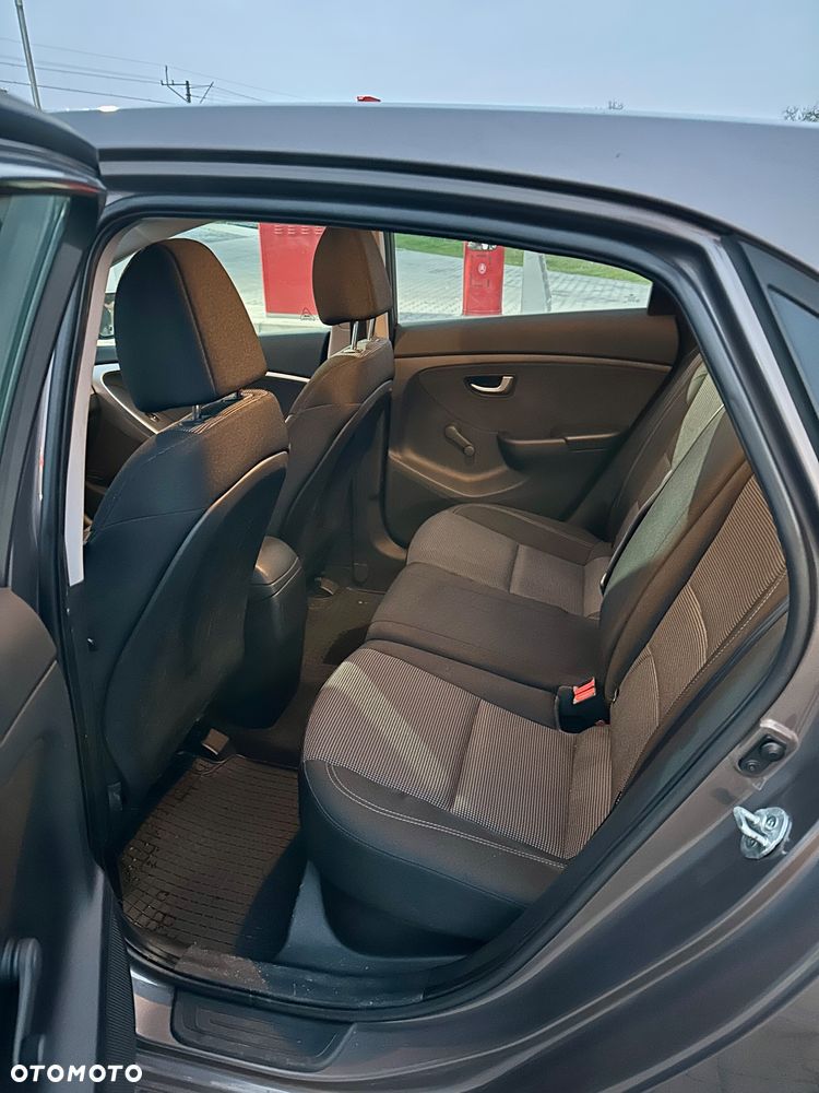 Hyundai i30 - 12