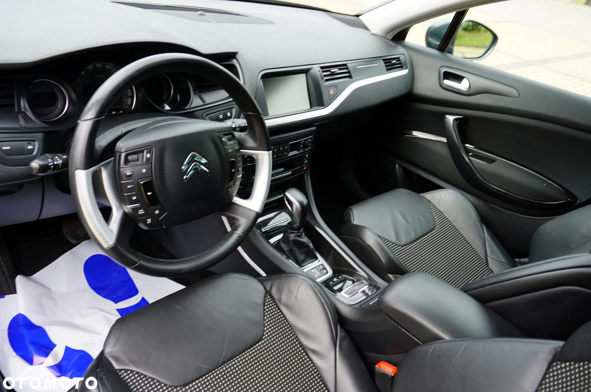 Citroën C5 Tourer BlueHDi 180 S&S EAT6 Exclusive - 21