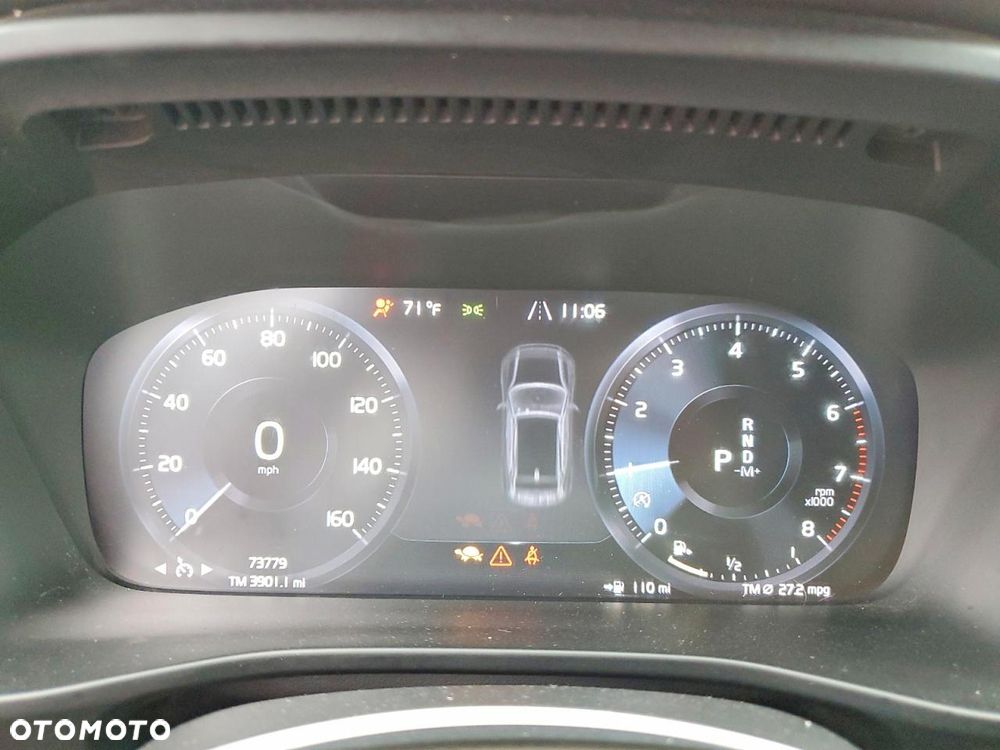 Volvo XC 40 T5 AWD R-Design - 9
