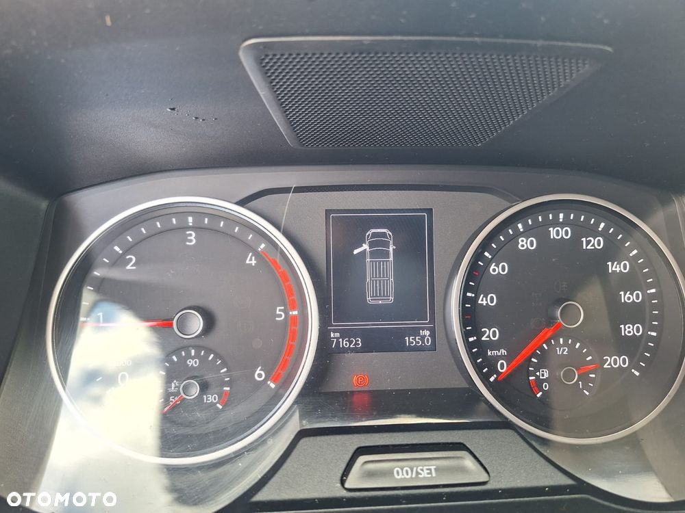 Volkswagen Golf - 19