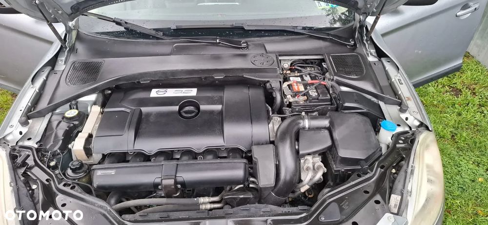 Volvo XC 60 3.2 AWD Kinetic - 13