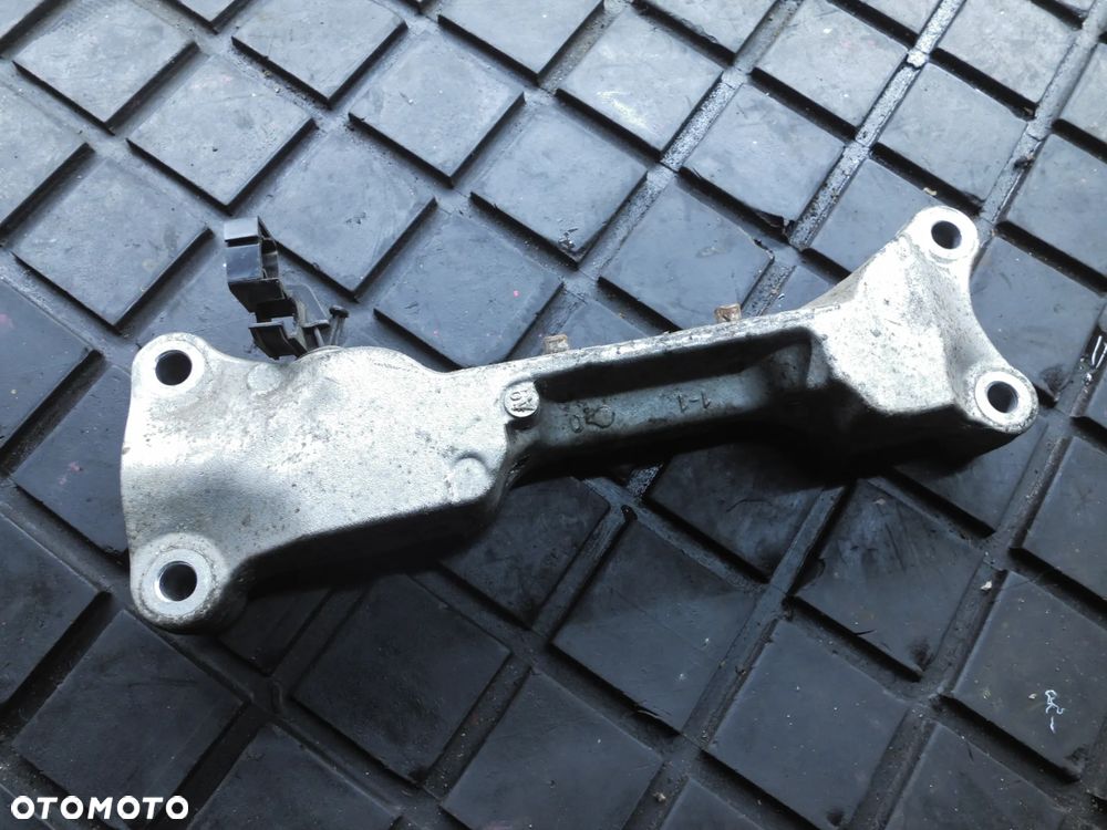 Łapa SILNIKA Peugeot Citroen 1.4 VTI 1.6 VTI 9654165780 - 1