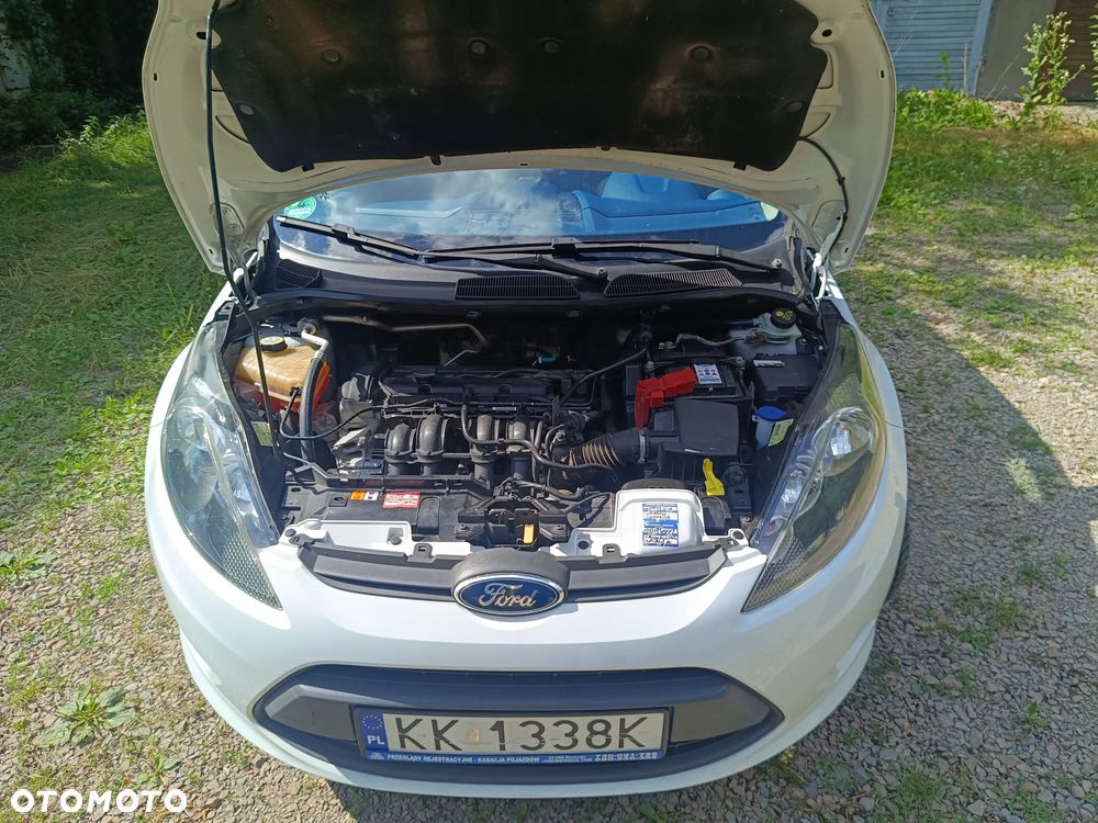 Ford Fiesta - 12