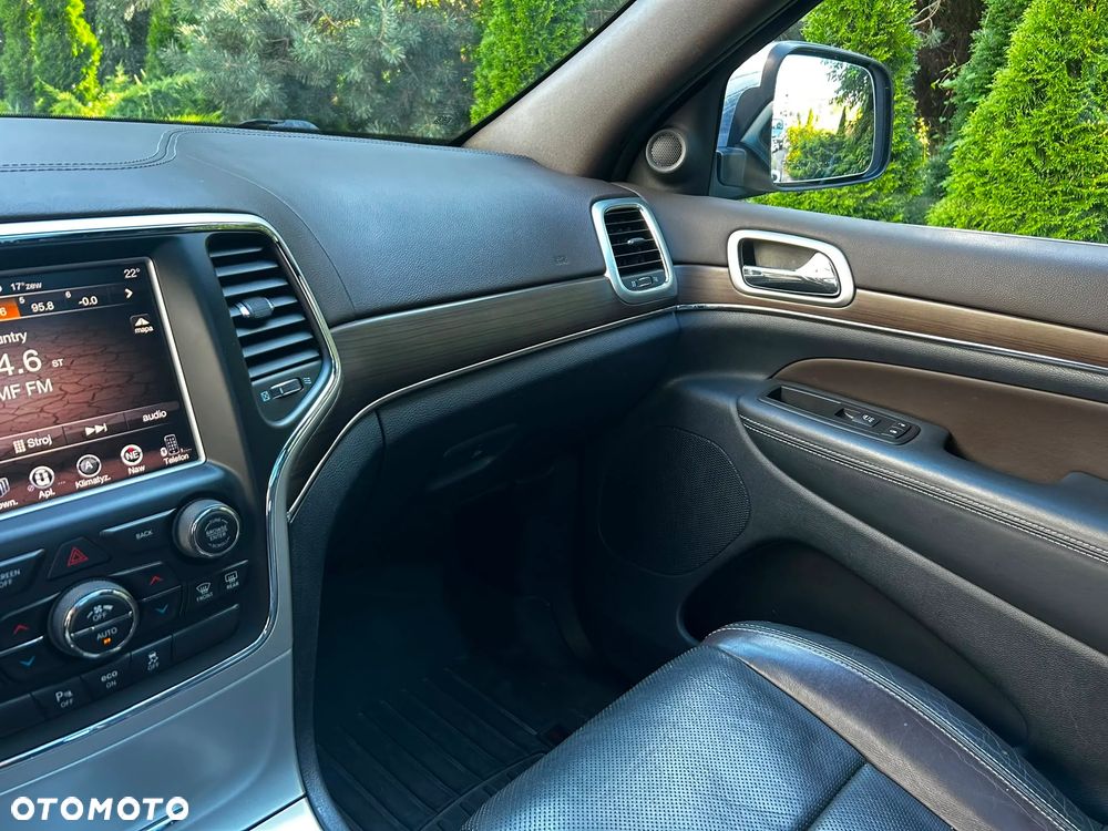 Jeep Grand Cherokee 3.6 V6 Overland - 26
