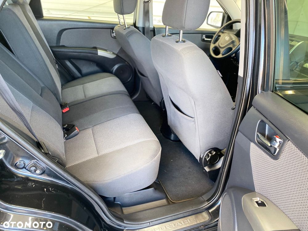 Kia Sportage 2.0 Tour 2WD - 17