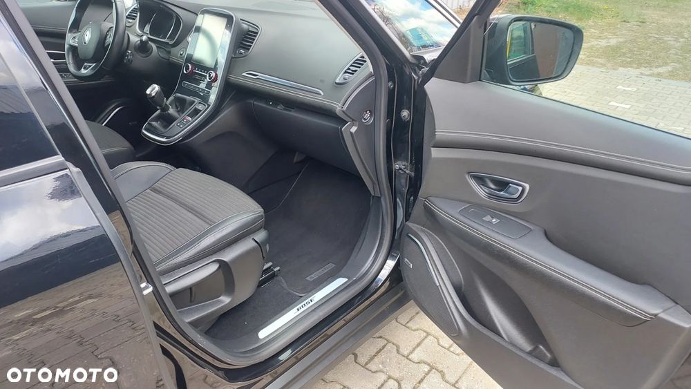 Renault Scenic TCe 115 GPF BUSINESS EDITION - 20