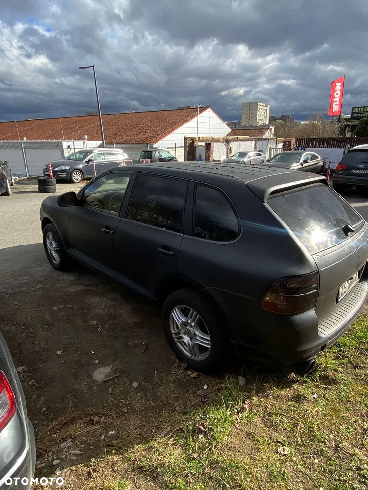 Porsche Cayenne - 33