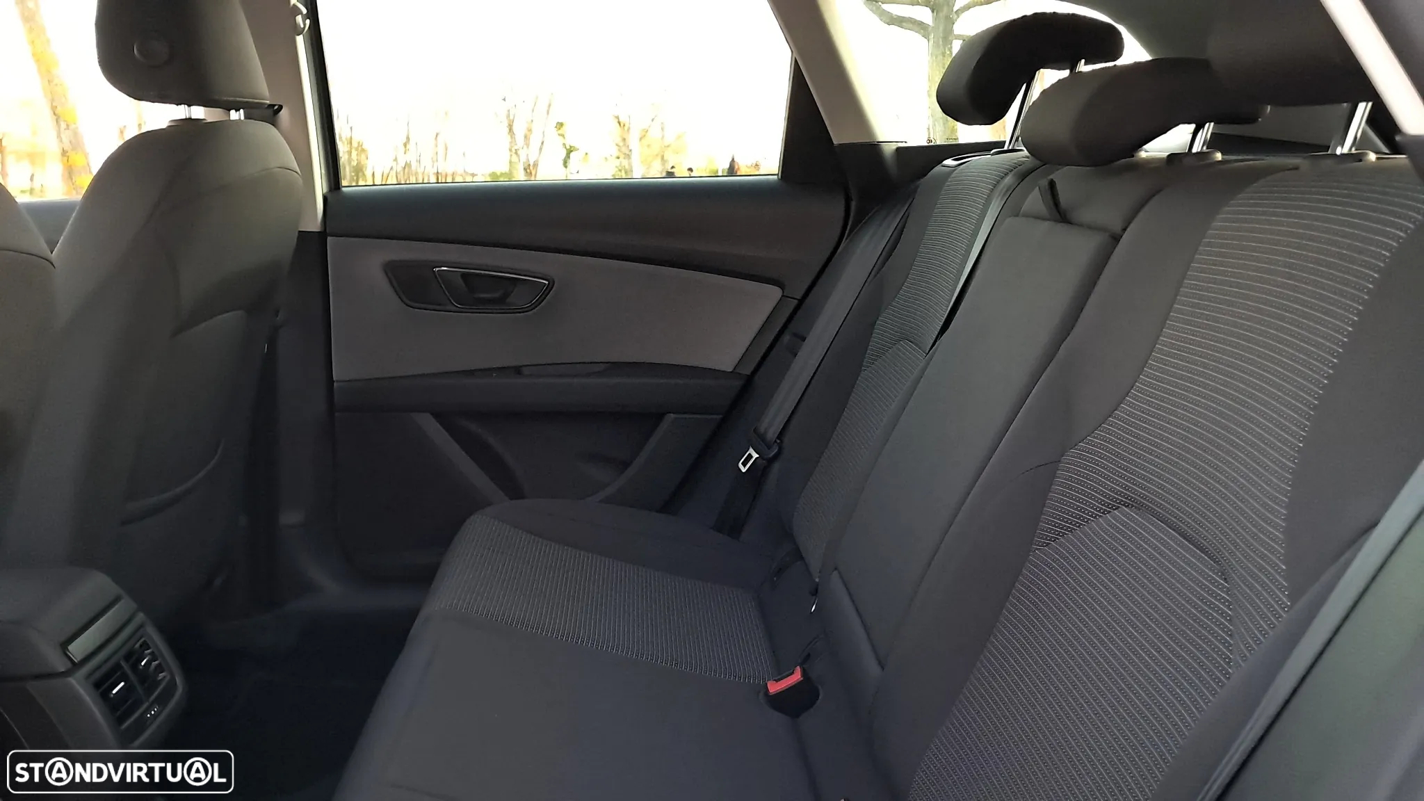 SEAT Leon ST 1.6 TDI Style S/S - 40