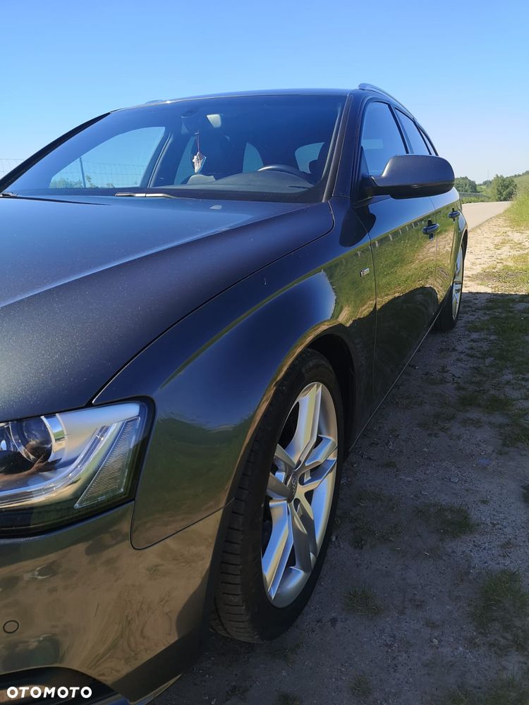 Audi A4 Avant 2.0 TDI Quattro S tronic - 4