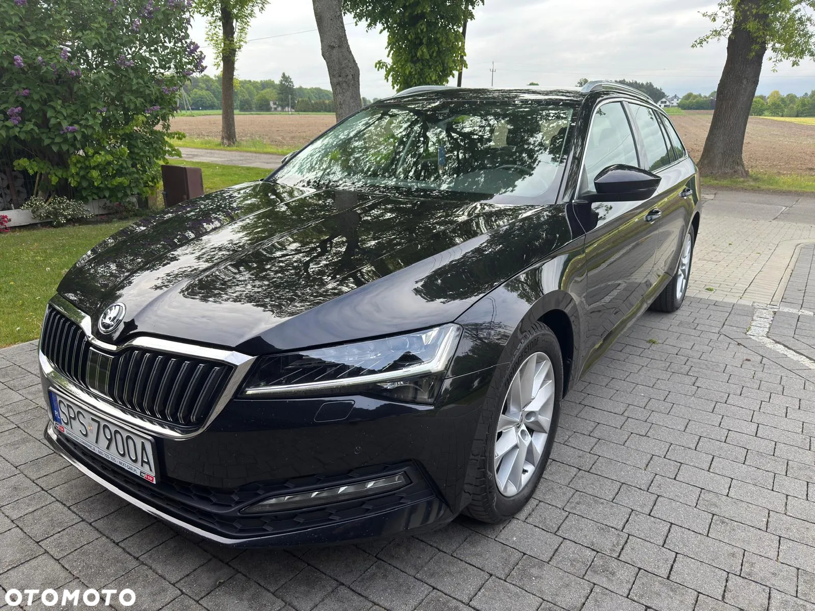 Skoda Superb 2.0 TDI Ambition DSG7 - 6
