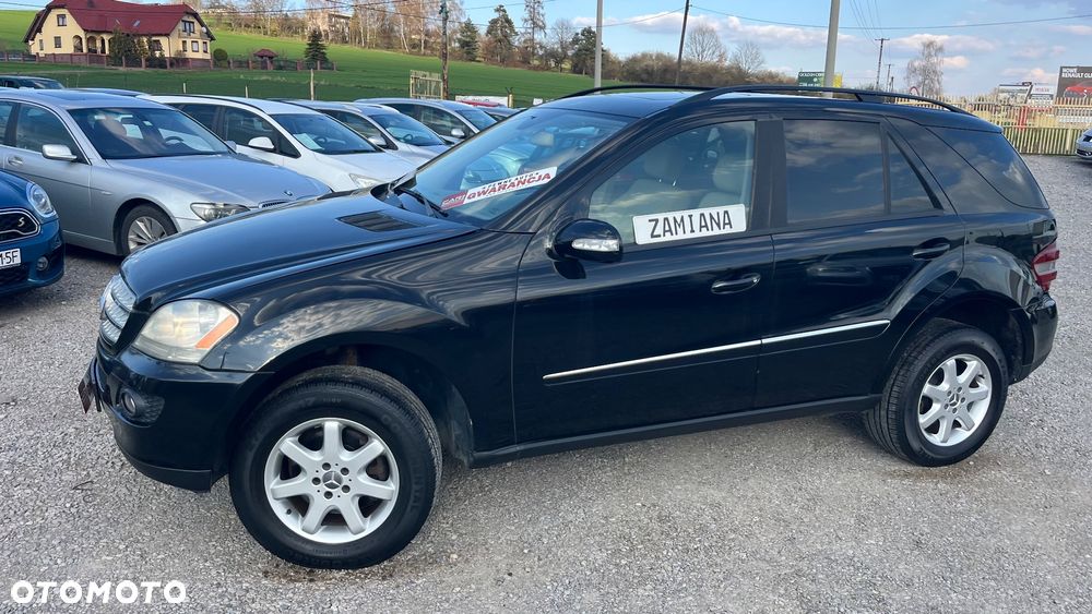 Mercedes-Benz ML 350 4-Matic - 38