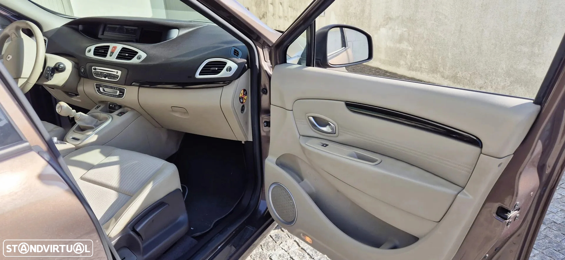 Renault Scénic 1.5 dCi Luxe - 7