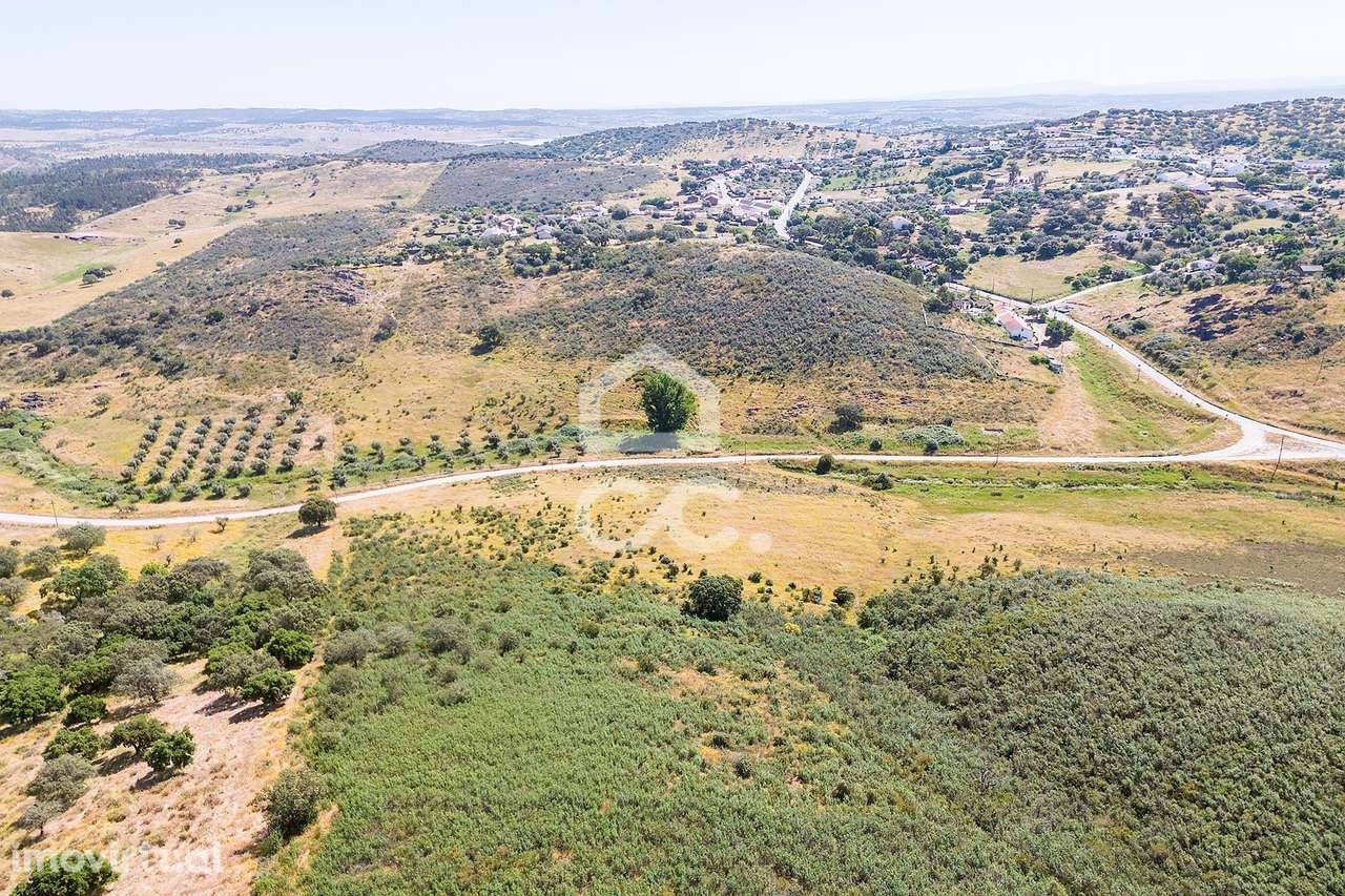 Terreno c/ 3,175 ha | Hortinhas, Alandroal - Grande imagem: 4/40