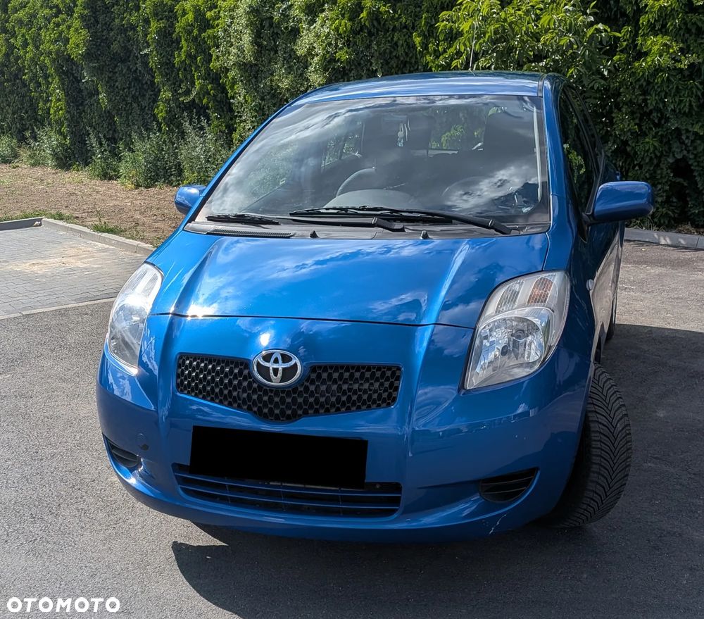 Toyota Yaris 1.3 - 3