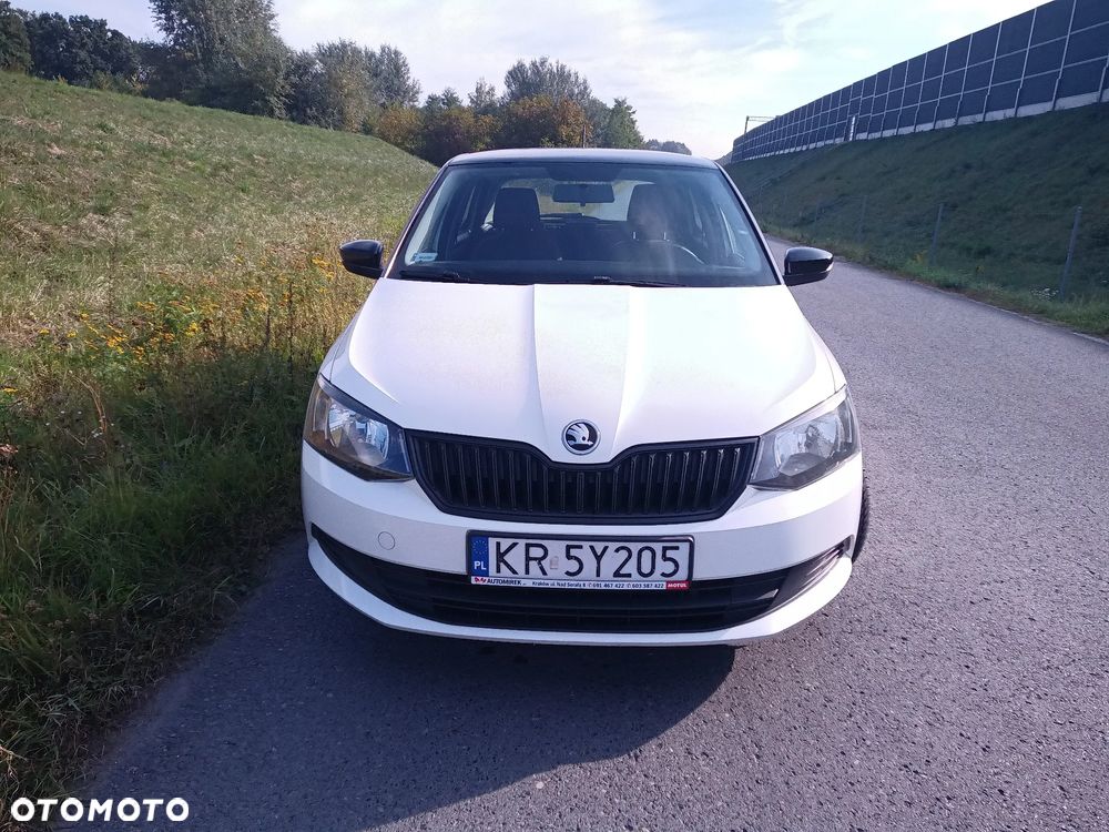 Skoda Fabia 2017 photo 3