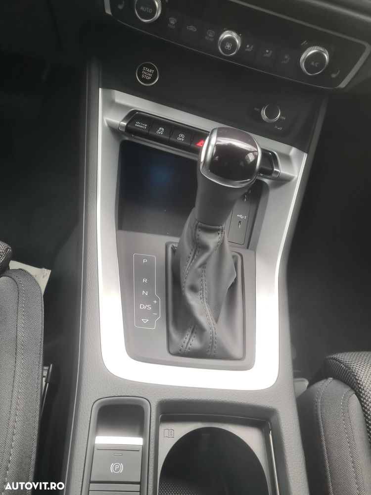 Audi Q3 2.0 40 TFSI S tronic quattro S Line - 5