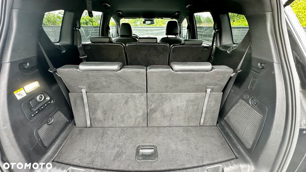 Ford S-Max - 13