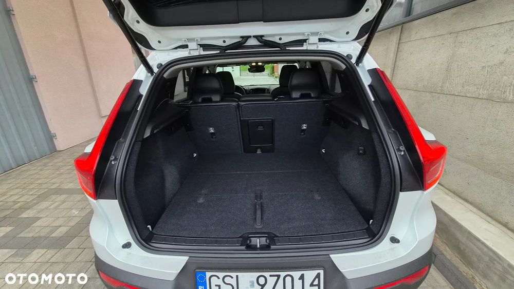 Volvo XC 40 - 29