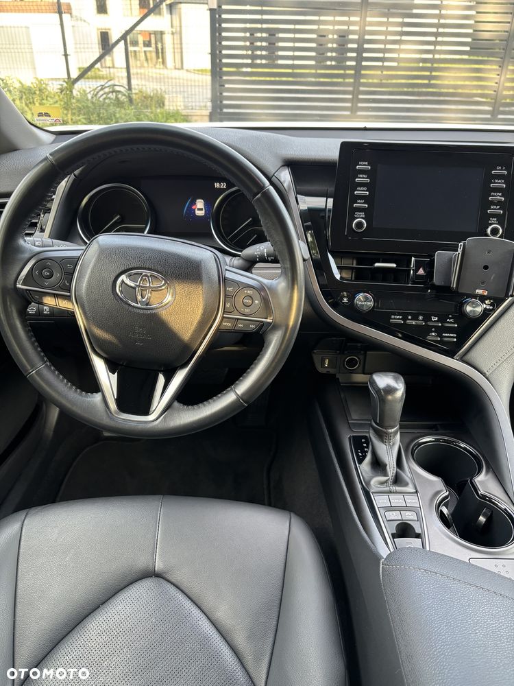 Toyota Camry 2.5 Hybrid Comfort CVT - 8