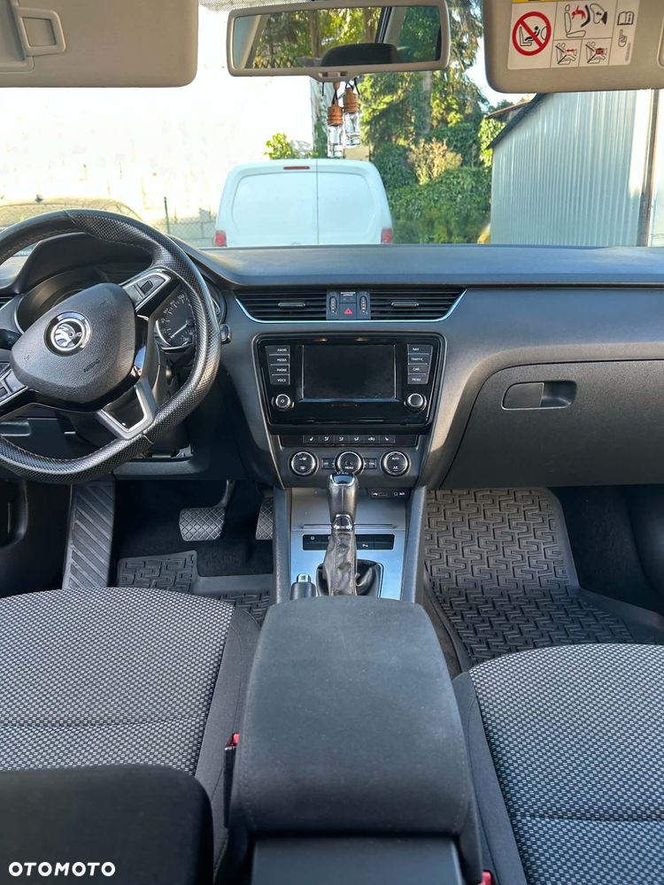 Skoda Octavia 2.0 TDI Ambition DSG - 20