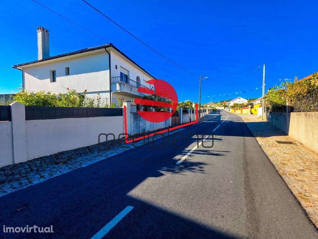 MORADIA T4 C/ GARAGEM - Grande imagem: 3/25