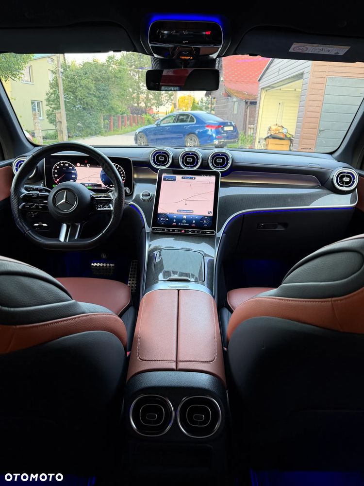 Mercedes-Benz GLC 400 e PHEV 4-Matic AMG Line - 29