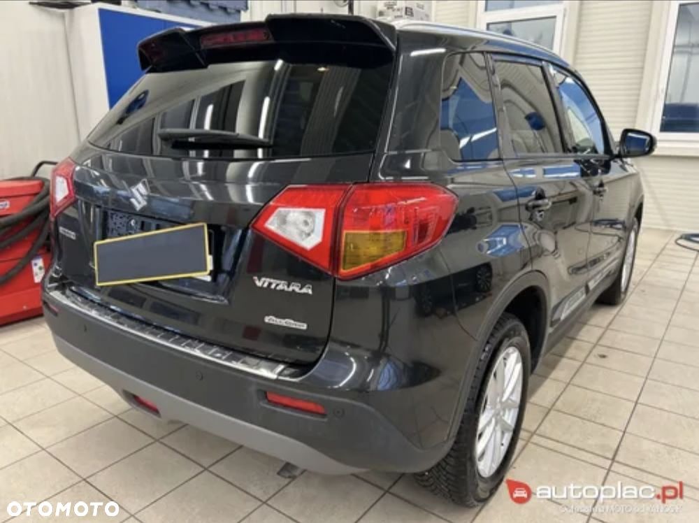 Suzuki Vitara - 3