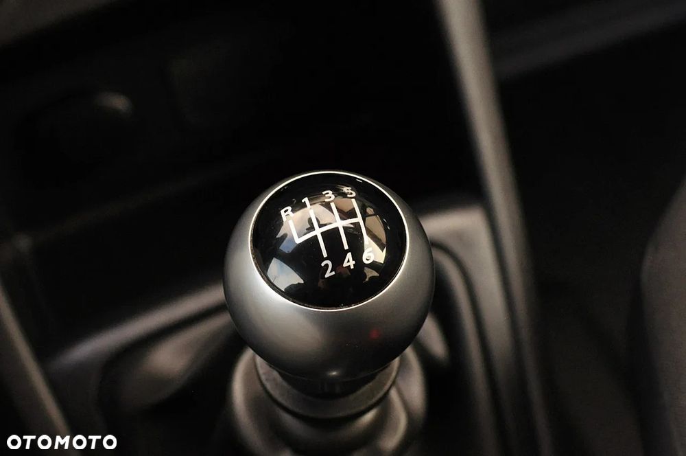 Renault Captur 1.2 Energy TCe Limited - 38