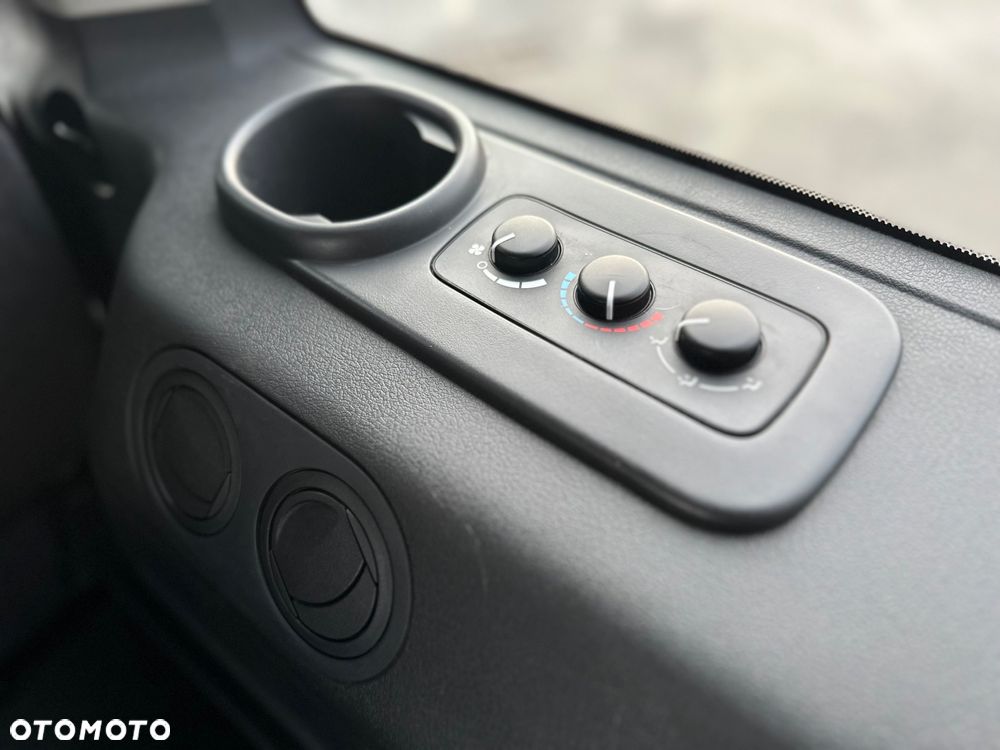 Jeep Commander 5.7 V8 HEMI Automatik Limited - 8