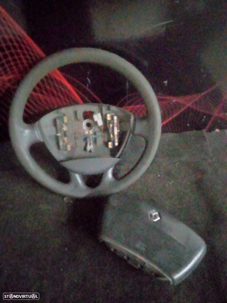 Volante Renault Trafic Ii Caixa (Fl) - 1