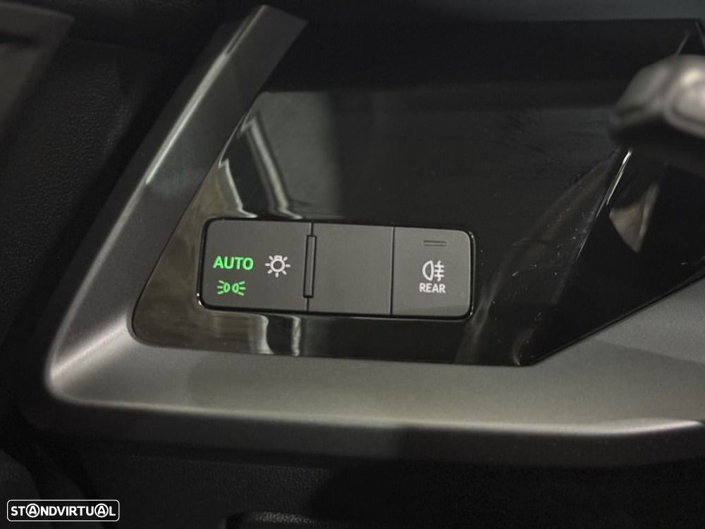 Audi A3 Sportback 30 TFSI SE Business S tronic - 21
