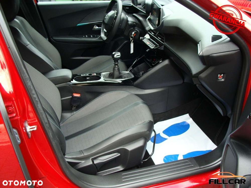 Peugeot 2008 PureTech 130 Allure - 12