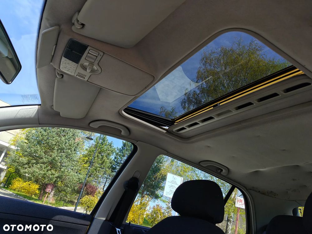 Skoda Fabia 1.2 HTP Sport - 18