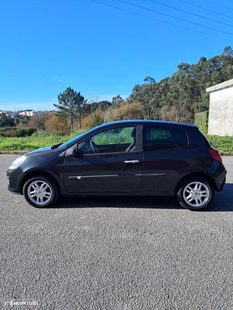 Renault Clio 1.5 dCi Dynamique - 5
