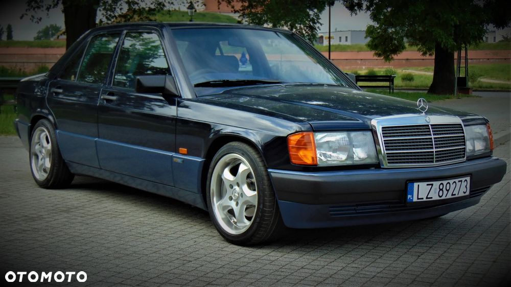 Mercedes-Benz W201 (190) - 14