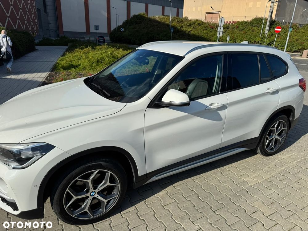BMW X1 xDrive20i xLine - 3