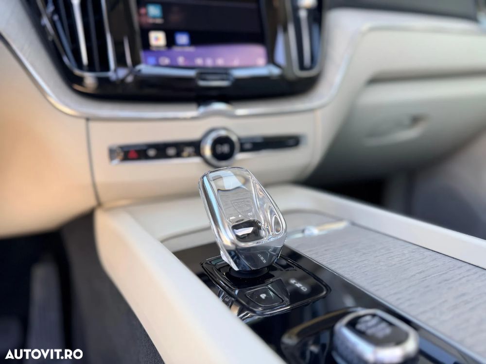Volvo XC 60 B4 D AWD Geartronic Inscription - 12