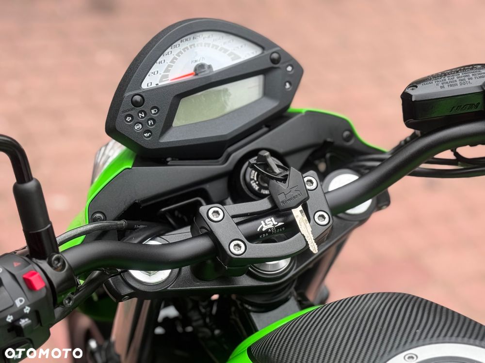 Kawasaki ER - 24
