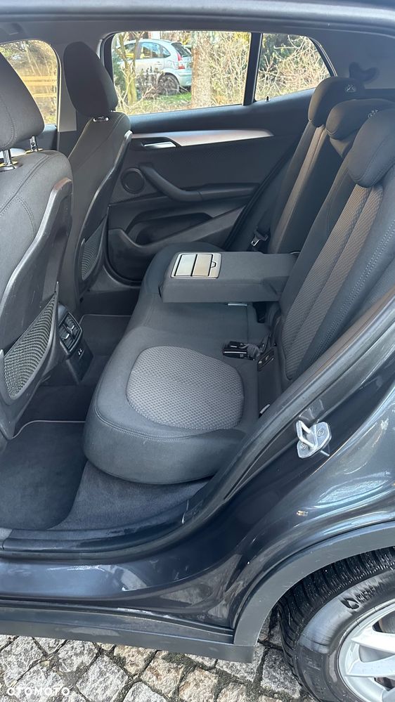 BMW X2 sDrive18d Advantage Plus - 13