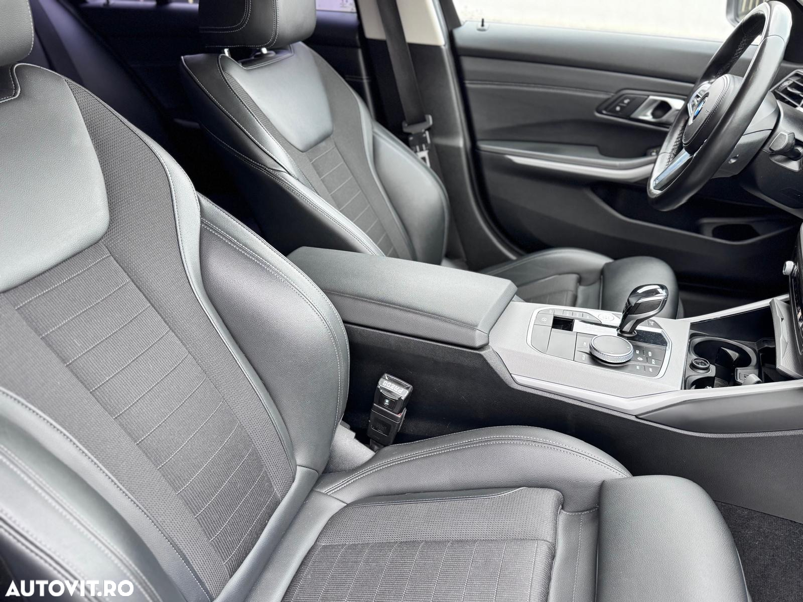 BMW Seria 3 318i AT - 22