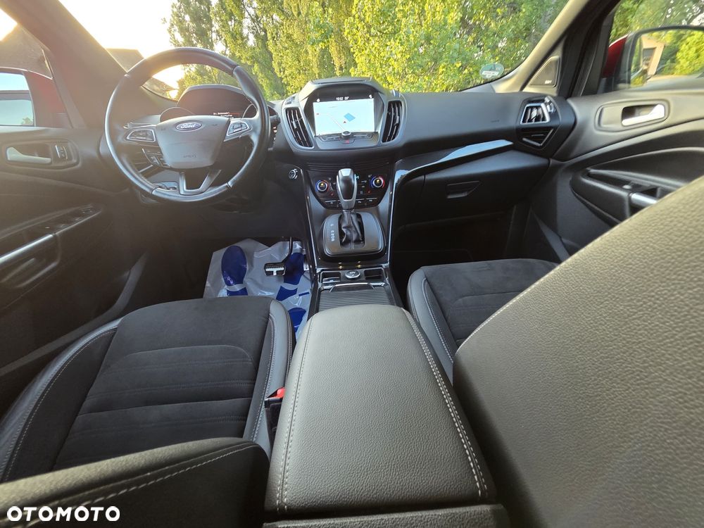 Ford Kuga 2.0 TDCi AWD ST-Line - 10
